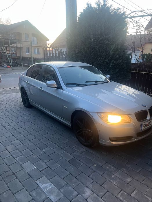 Vând BMW seria 3