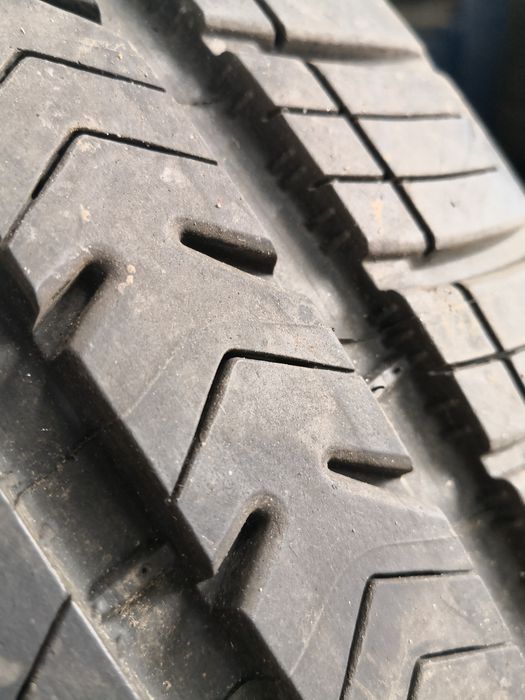 285 40 23 предни 305 35 23 задни гуми спорт пакет Michelin dot 25
