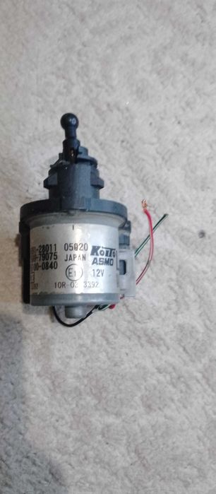 Корректор фар на Toyota 200