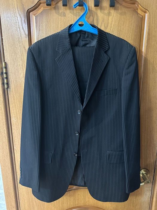 Продам хороший дорогой костюм