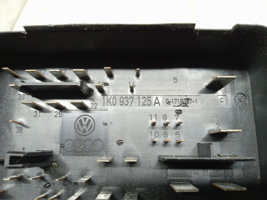 Panou sigurante 1.4 tsi caxa 1k0937125a Seat Leon 2 1P [facelift] [20