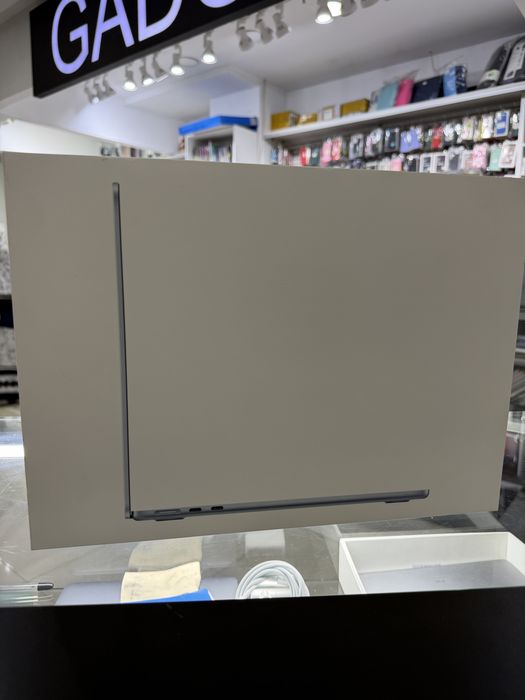 MacBook Air 13 M4 16/512/100% 12 циклов