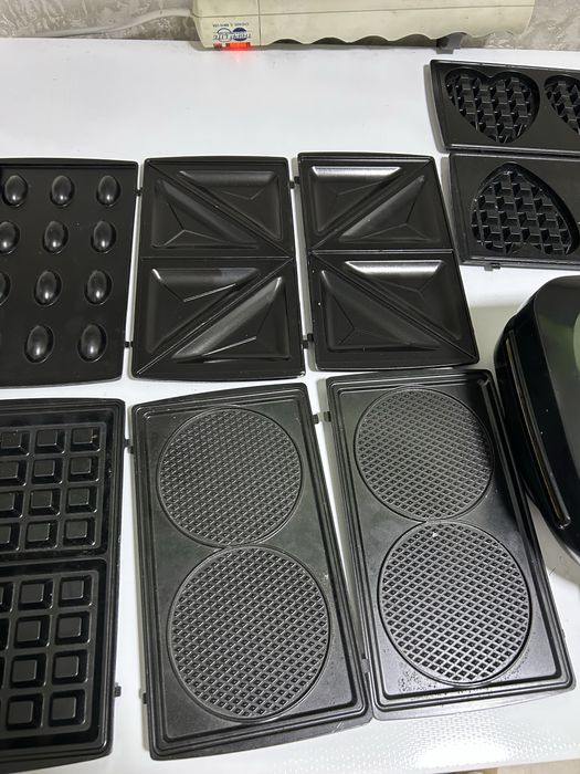 Продам шикарный вафельницу за 25тыс