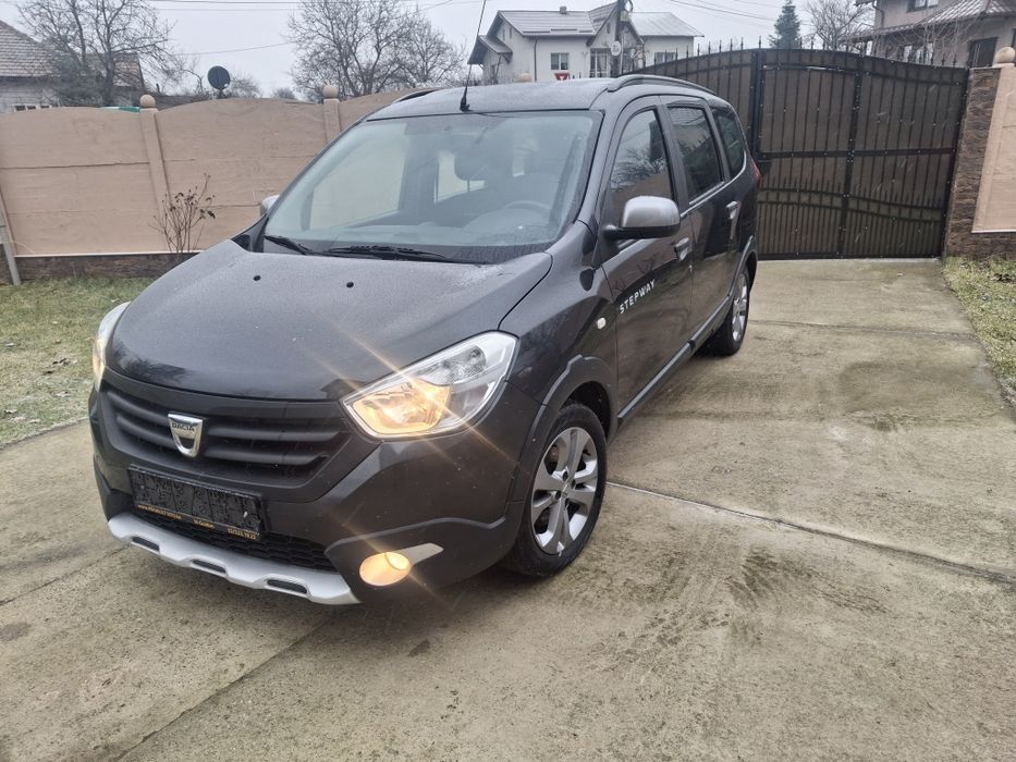 Dacia lodgy stepway 2015 benzina Jante  Navigație Rate fixe cu Buletin