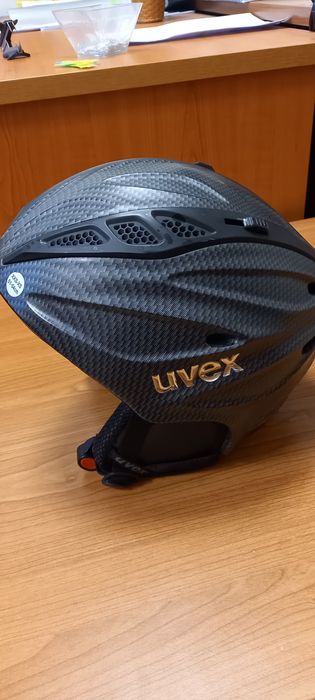 Детска ски каска Uvex 51-54 см