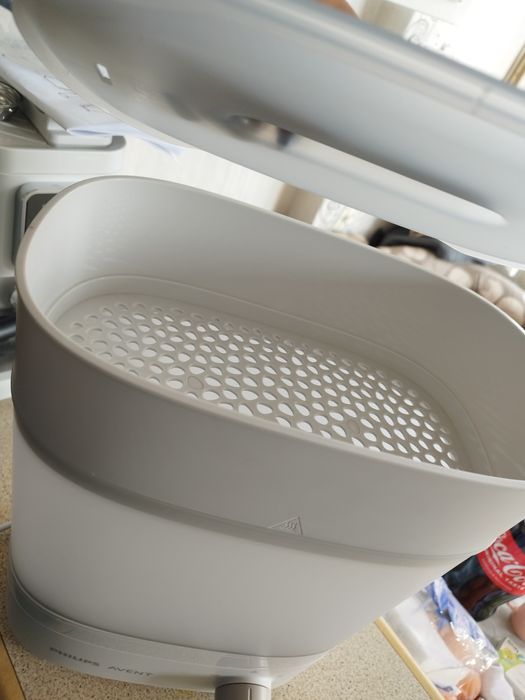 Стерилизатор Philips Avent  с функция изсушаване