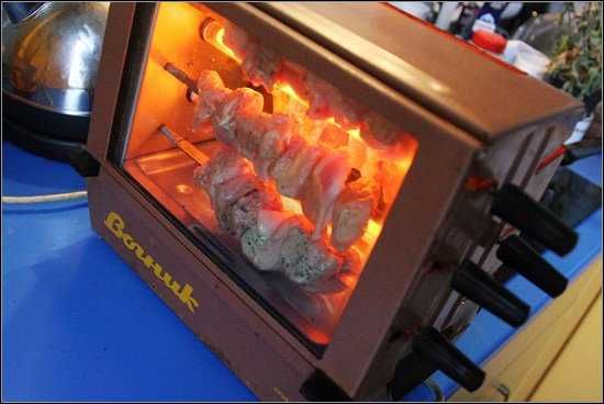 Продам электро-шашлычницу Вогник СССР