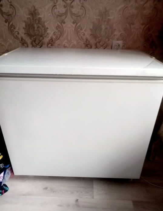 Продаю морозильник Бирюса