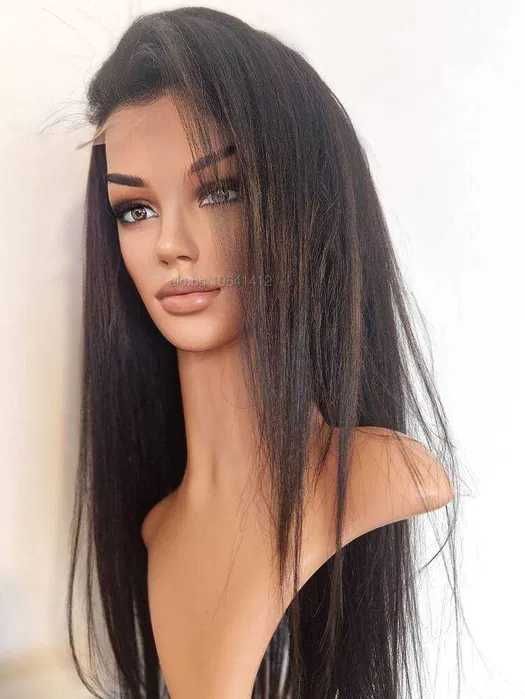 Черна перука от микс естествен косъм и примеси 70 см с Lace 4×4