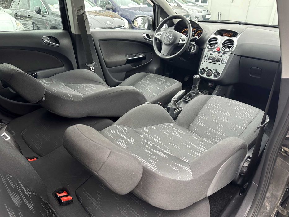 Opel Corsa D 1.4i 87 CP | AN 2011 EURO 5 | CLIMĂ | Senzori Parcare | CASH sau RATE | Garantie | Livrare