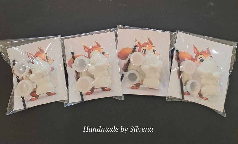 Фигурки за оцветяване