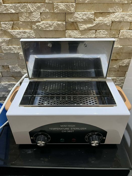 Цялостно оборудване за салон - маникюр , педикюр , мебели