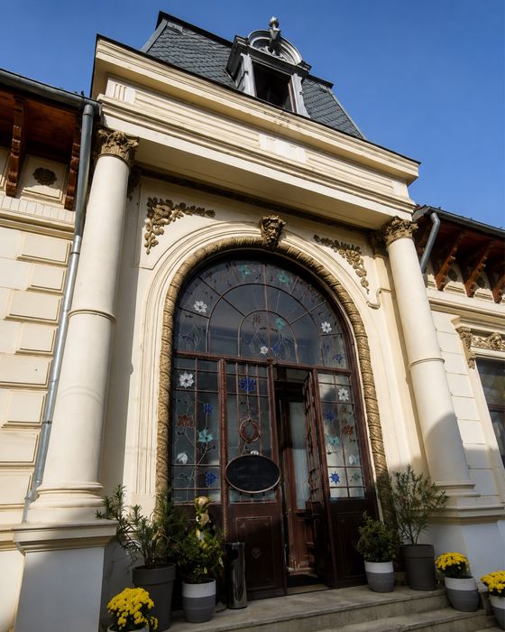 Casă deosebită în Călărași | 288 mp + 600 mp teren |  Casa Heliade Călărași