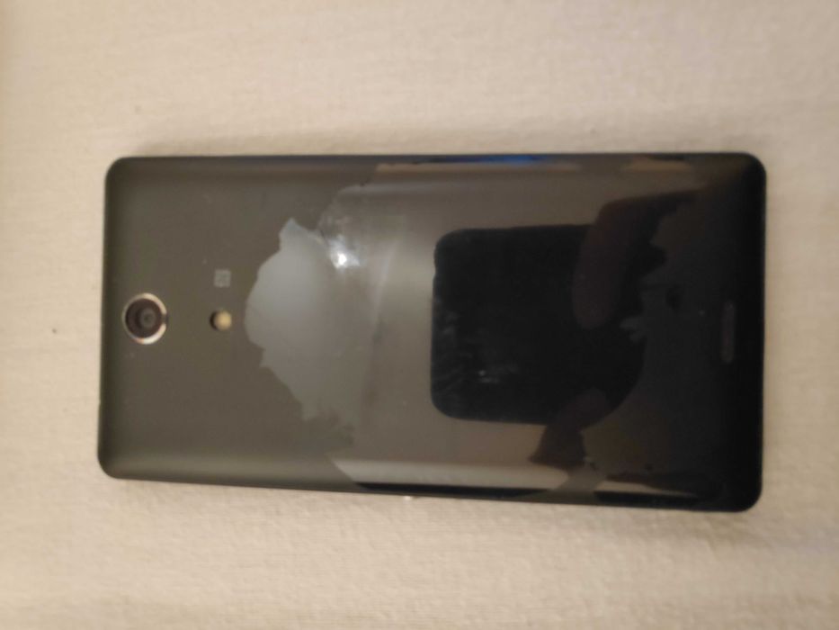 Sony Xperia ZR модел C5502