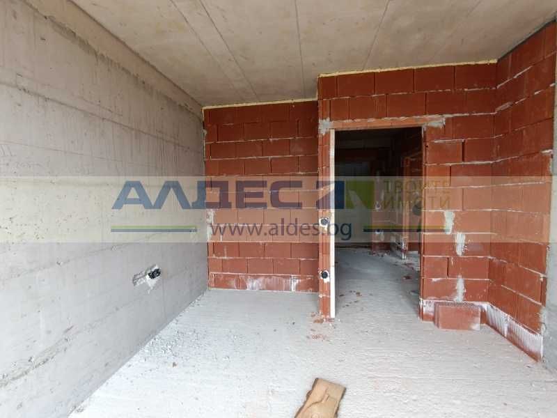 Продава се Двустаен апартамент в София, Овча купел - 66 кв.м за 2567 €/кв.м - Снимка #4