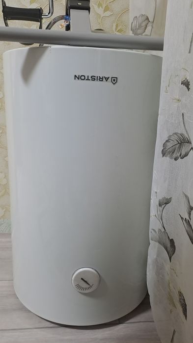 Продам водонагриватель