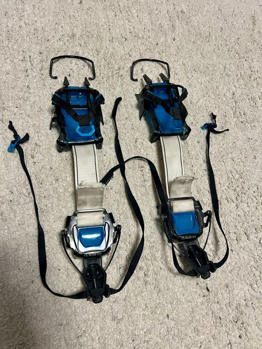 Vând colțari Blue Ice Harfang Tech – Colțari Tehnici | 676g