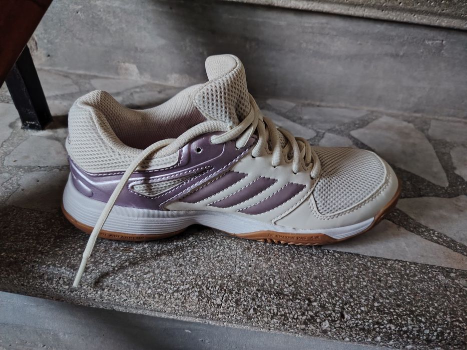 Маратонки Adiddas