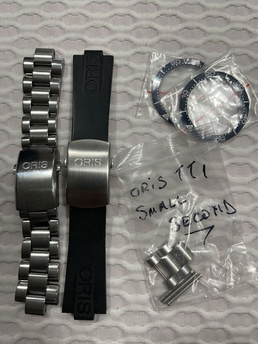 Diver 1000 m.    Oris tt1. Small second