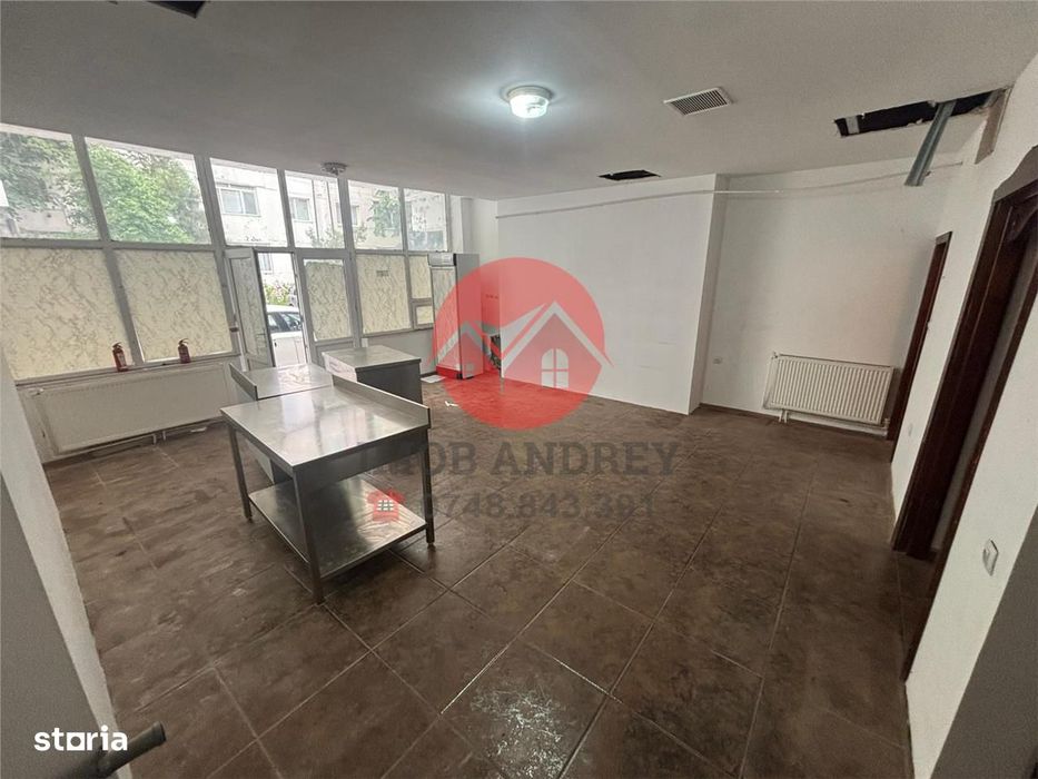 Spatiu comercial  birouri de inchiriat – Zona Vest | 78 mp | Parter