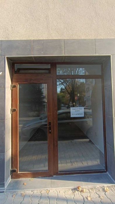 Дава се под наем Офис в Благоевград, Идеален център - 21 кв.м за 153 € - Снимка #2