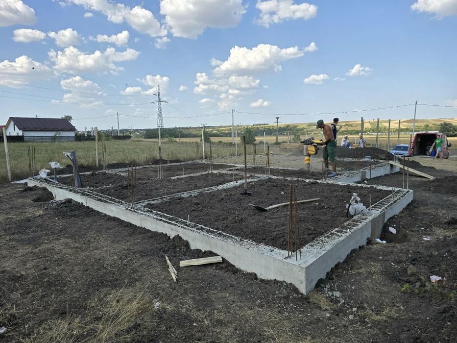 Executam lucrari de constructii si pavaje