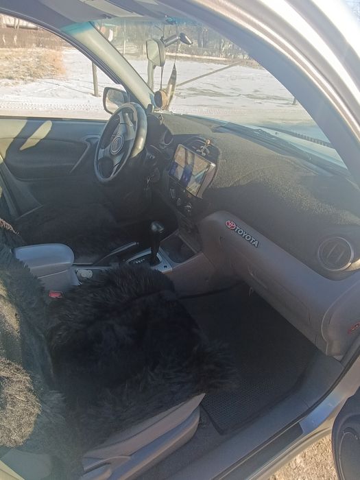 Продам Тойота Рав 4