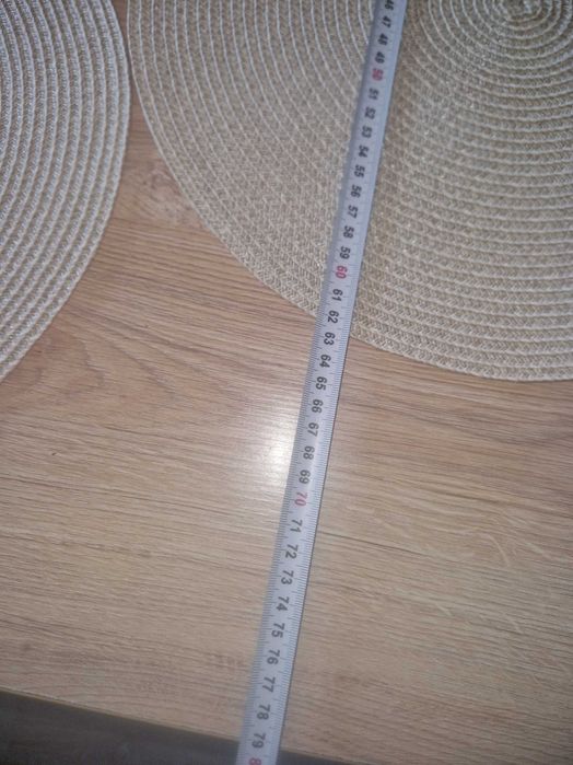 Холна маса без забележки