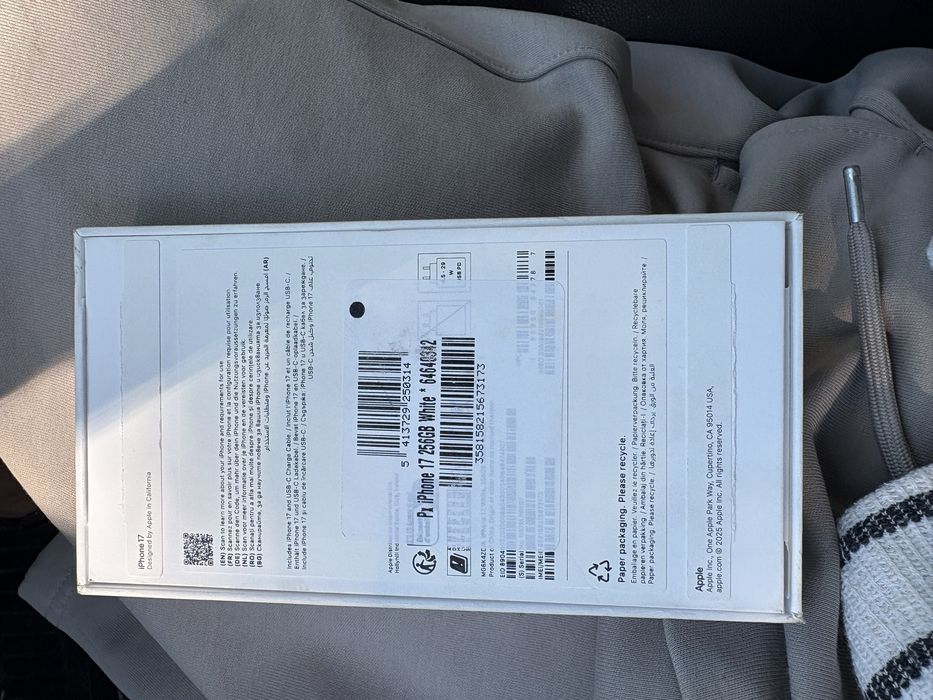 Vand iphone 17 nou