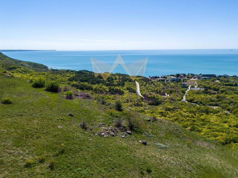 Парцел в Добрич, област-с.Топола площ 3136 цена 155000