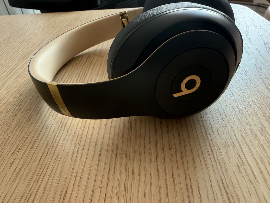 Beats Studio 3 слушалки