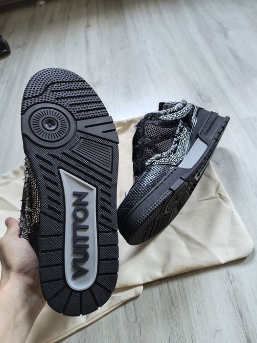 Louis Vuitton skates black Swarovski monogram US9