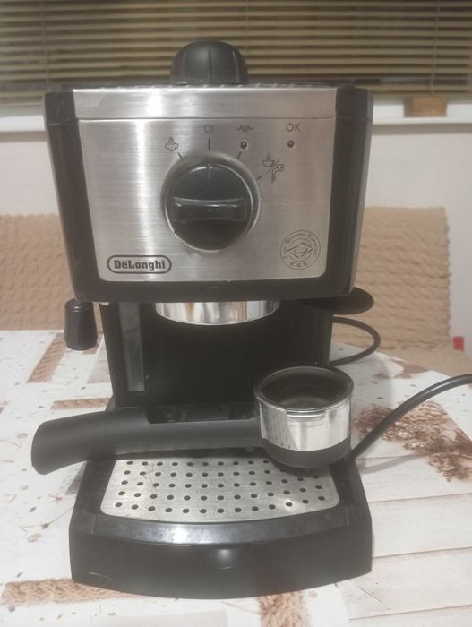 Кафе Машина Delonghi EC157
