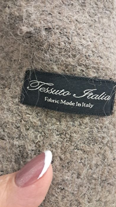 Продам женскую кофту и пальто