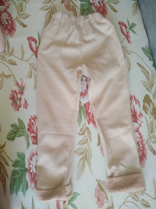 Спортивные костюмы, брюки на девочку