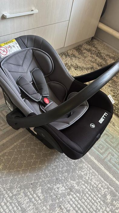 Автокресло детское  0+