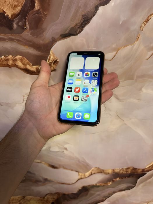 Продам телефон Айфон 11 Pro 256Gb