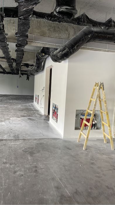 Tencuiala mecanizată