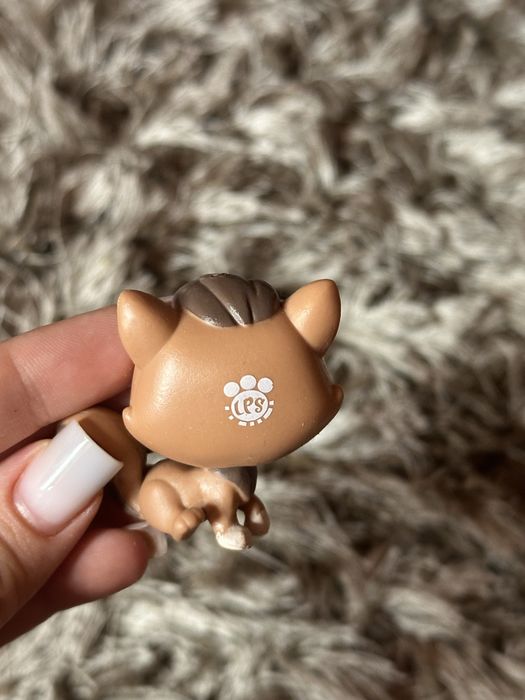 Lps кошечка оригинал