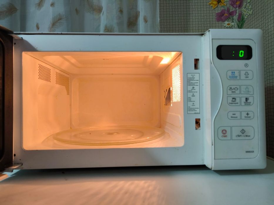 Микроволновая печь