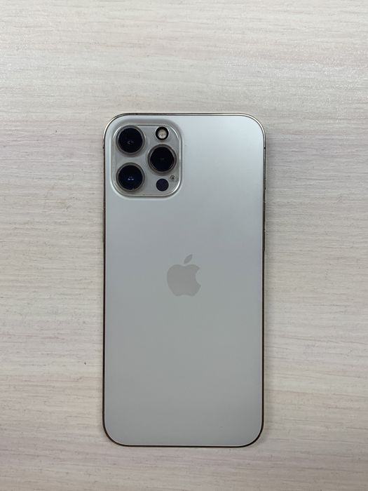 Aйфон 12 про макс