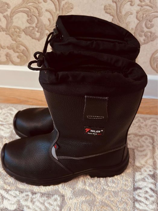 Продам обувь натуральная кожа , берц