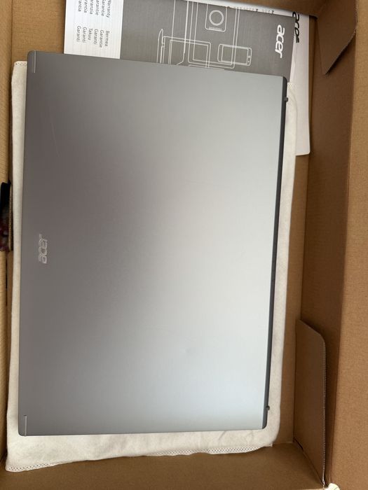 Acer Aspire 5 i5 Gen 12 , 512GB SSD în stare impecabila , nou .