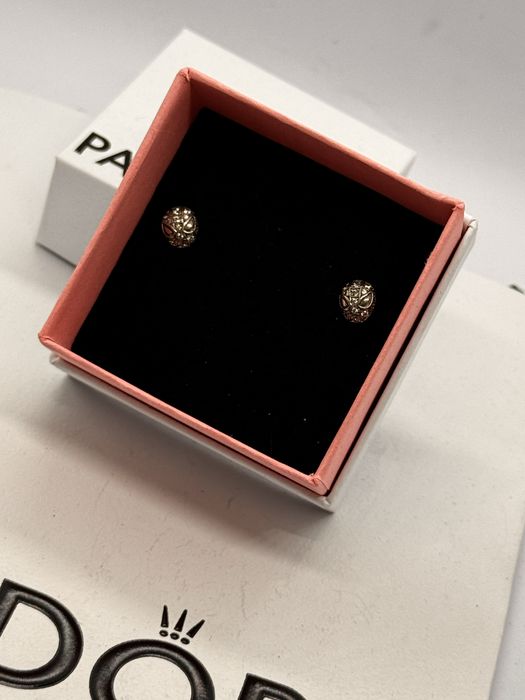 Пандора обеци Pandora