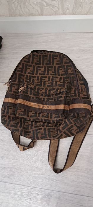 2 рюкзака за 2500тенге