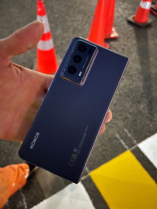 Обмен или продажа Honor magic V2 16/512 5G