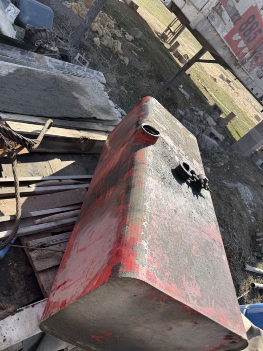 Продам бак от man