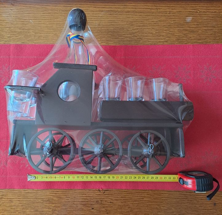 Set sticla și 6 paharele pentru tuica