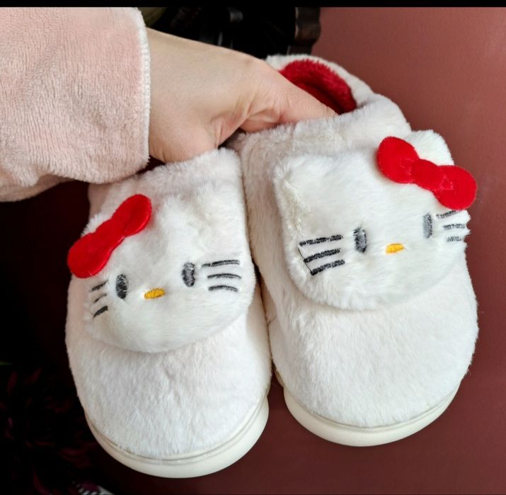 Papuci Hello kitty sanrio NOI papuci de casă pufoși moi confortabili