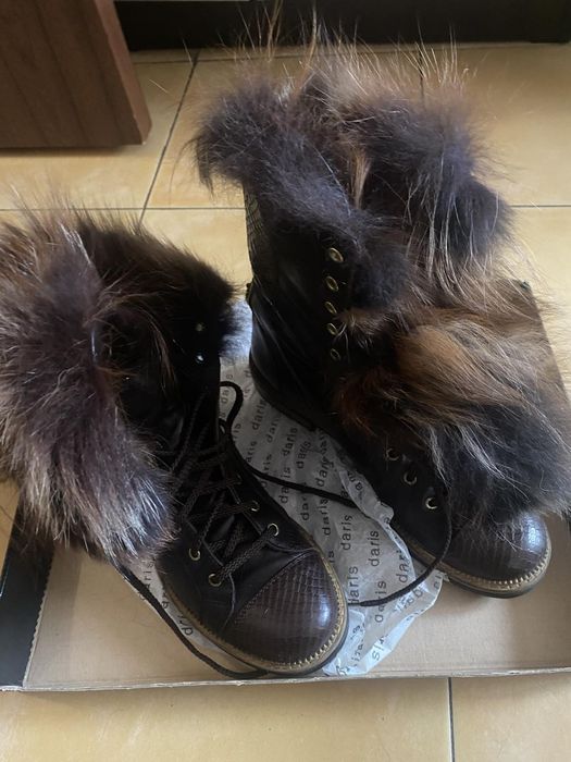 Боти   Daris с естестнен пух